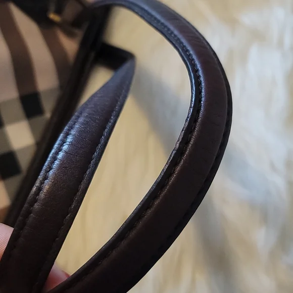 🥰⚘️BEAUTIFUL STUDDED BURBERRY NIKKI NOVA CHECK TOTE⚘️🥰 - Picture 5 of 8